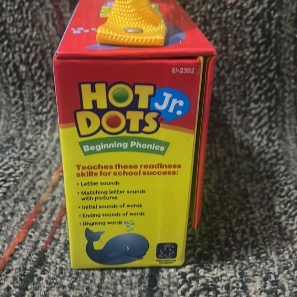 Hot Dots Jr Beginning Phonics Activity Cards - Picture 3 of 8